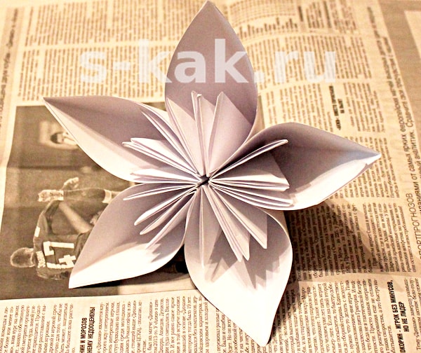Объёмный цветок из бумаги за 10 минут